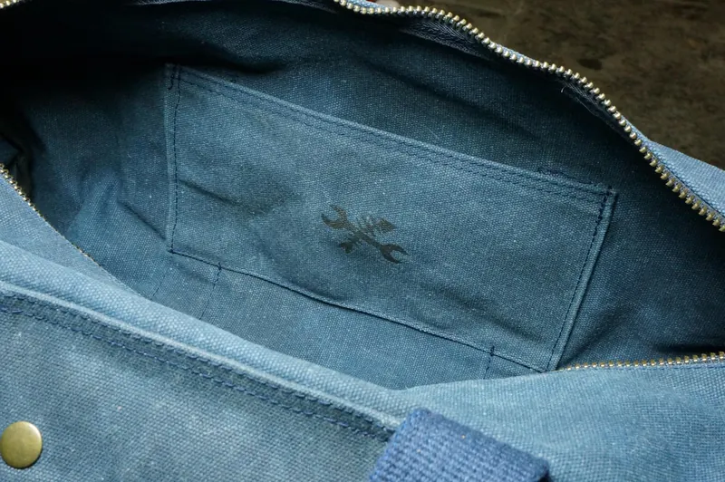 Inside view with inside pocket.